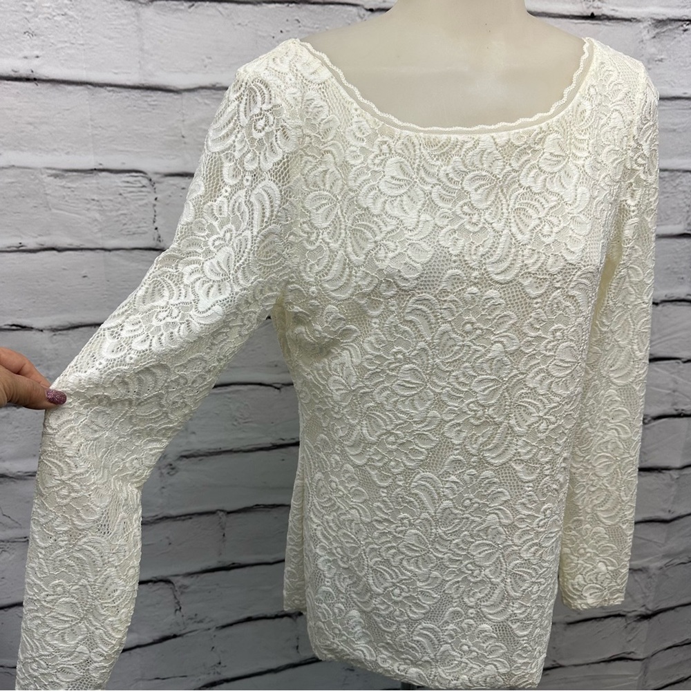 WHITE HOUSE BLACK MARKET Blouse Size L Long Sleeve Lace Lined Round Back… - Picture 3 of 15